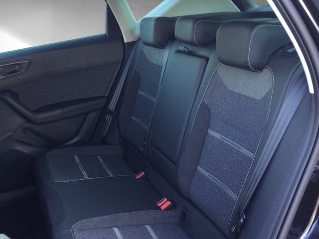 Fahrzeugabbildung SEAT Ateca TSI Xperience DSG LED AHK Navi AID ACC RFK