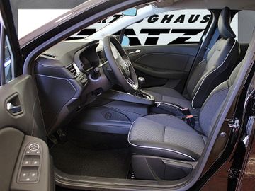 Fahrzeugabbildung Renault Clio TCe 90 Intens *Winter-Paket*