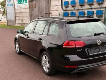 Volkswagen Golf - 9