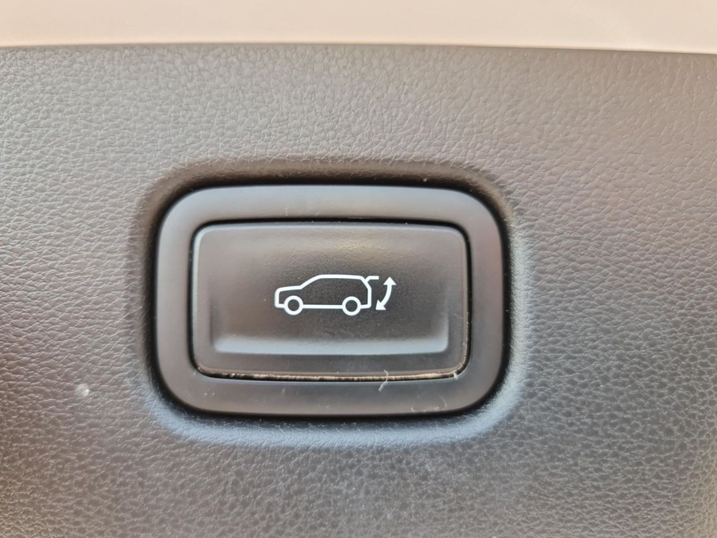 Fahrzeugabbildung Hyundai KONA Prime 1.6 T-Gdi SITZ-P+360°KAMERA+LED+ACAA