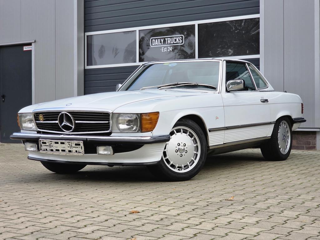 Mercedes-Benz SL 300