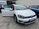 Volkswagen Golf 2.0 TDI 135kW DSG 4MOTION BMT Alltrack ...