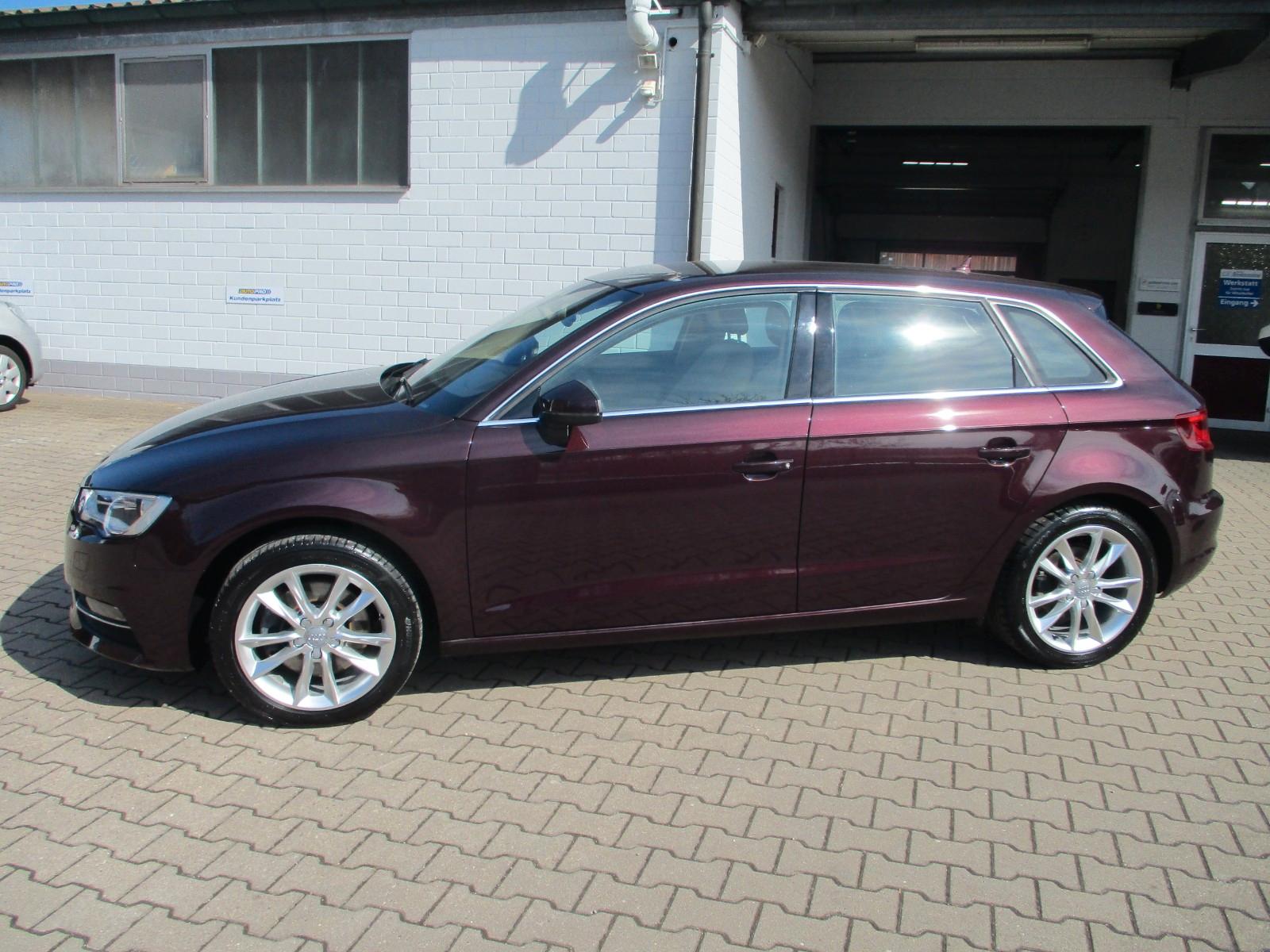 Audi A3 Sportback ambiente+MMI+Xenon Plus