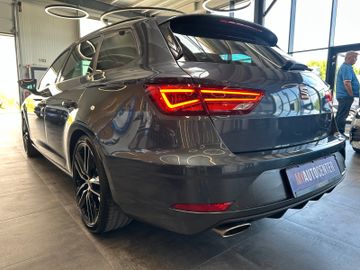 Seat Leon ST *Keyless*ACC*2-Zonen*Navi*LED*