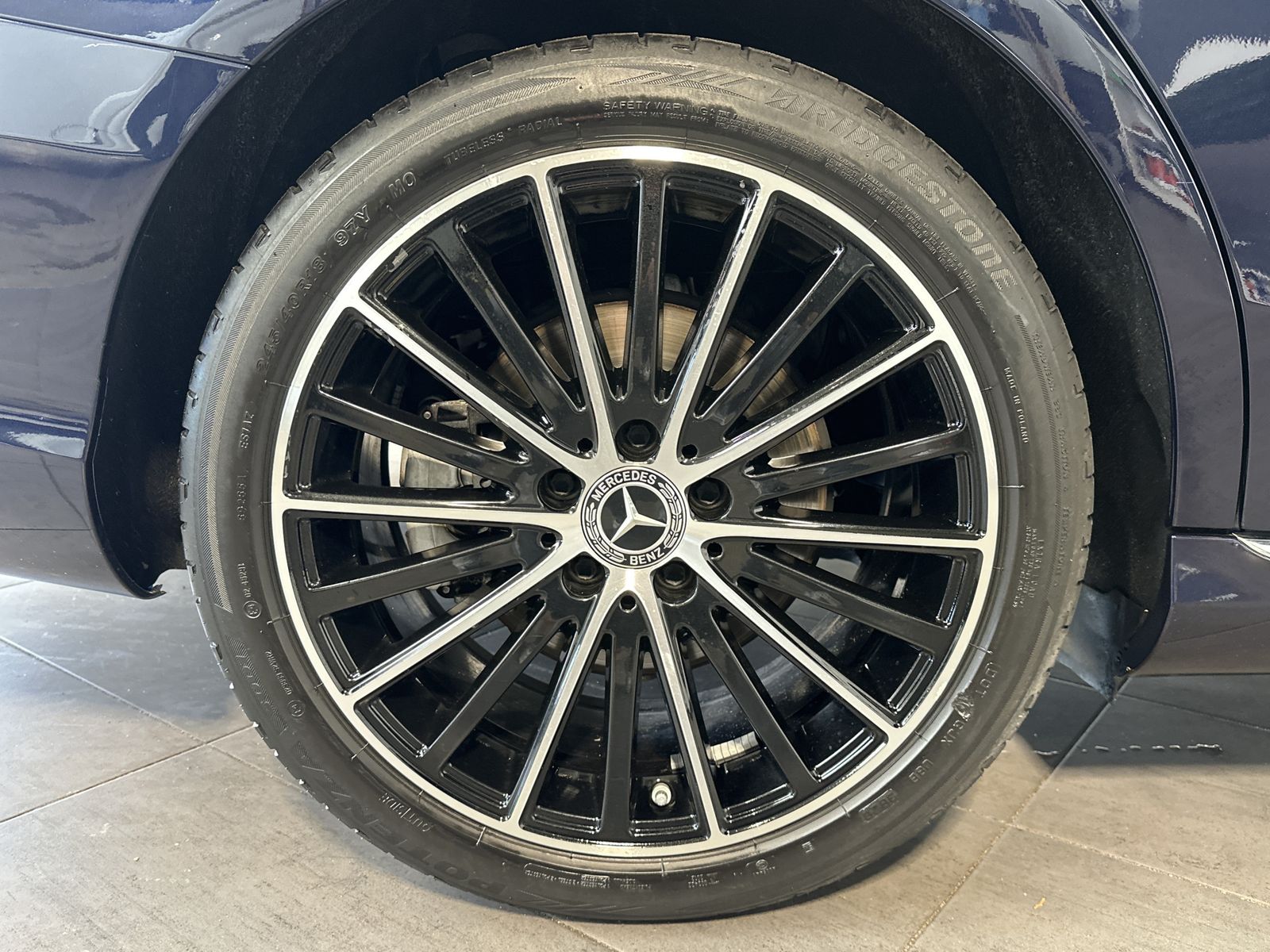 Fahrzeugabbildung Mercedes-Benz C 220d T Avantgarde NAV+LED+PANORAMA+DISTRONIC