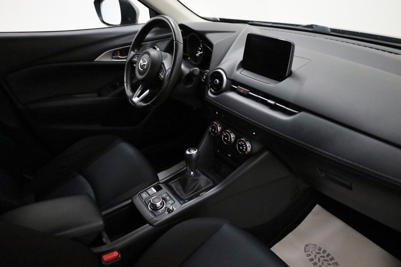 Fahrzeugabbildung Mazda CX-3 Skyactiv Center line, SH,DAB,Tempomat,PDC