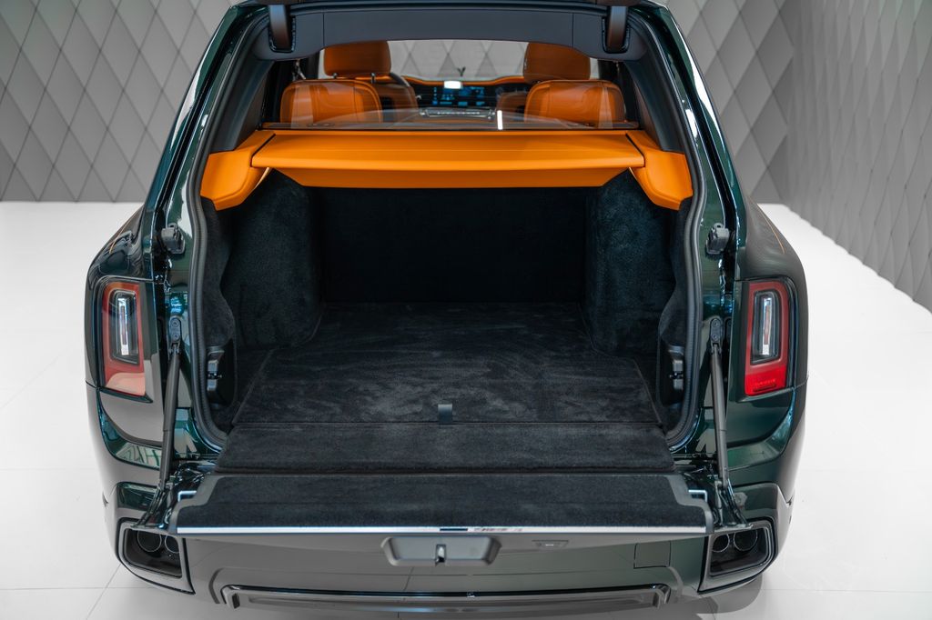 Cullinan BLACK BADGE 2026 GREEN/ORANGE STARLIGHT - Bild 20