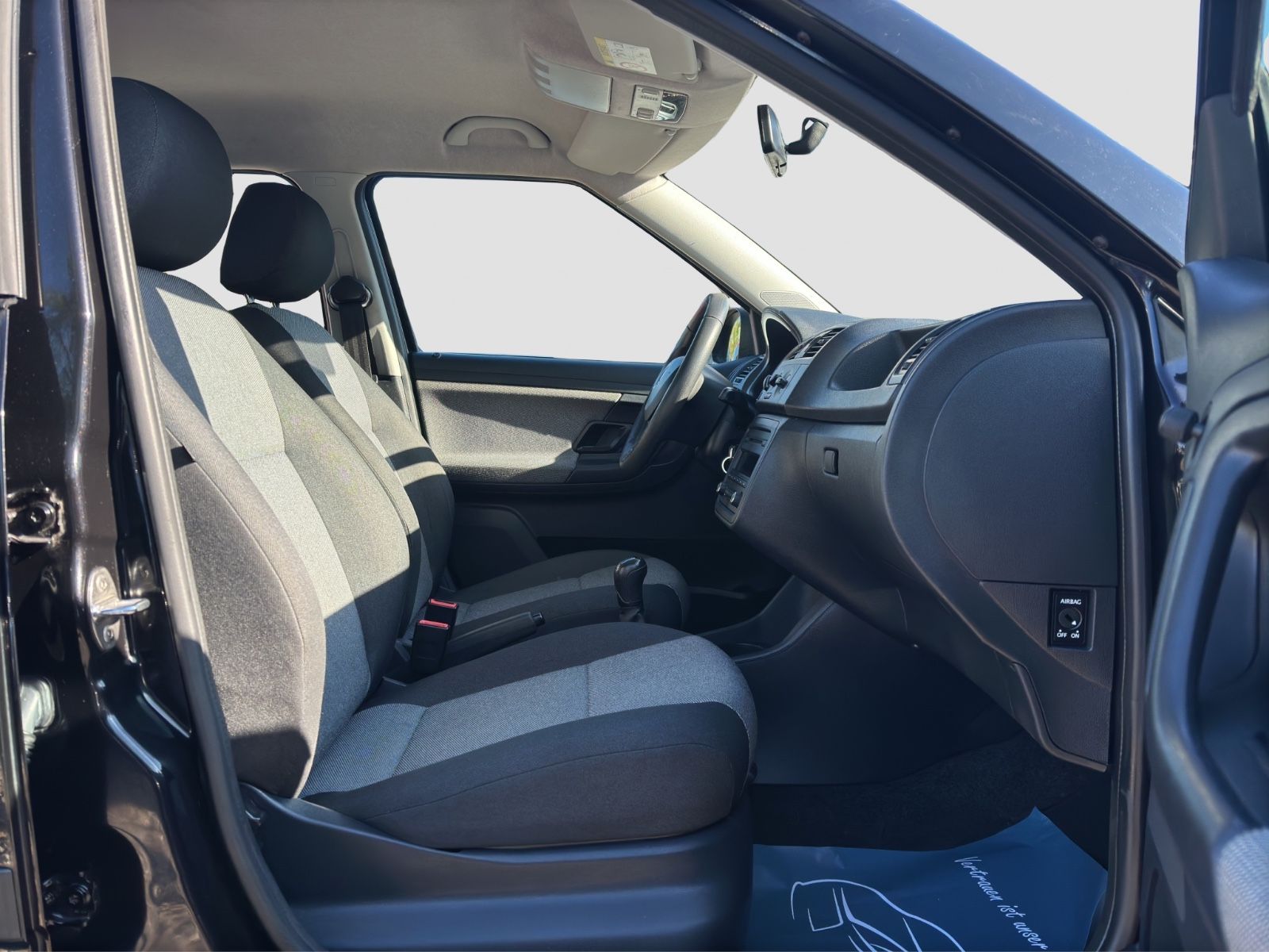 Fahrzeugabbildung SKODA Fabia Combi Cool Edition/Klima/II.Hd/TÜV
