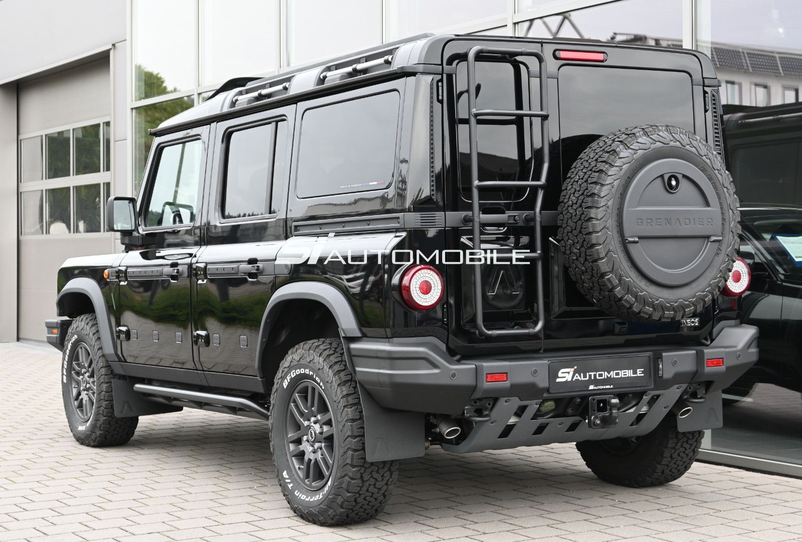Fahrzeugabbildung INEOS Grenadier 3.0 D Fieldmaster °AHK°STANDHEIZUNG°