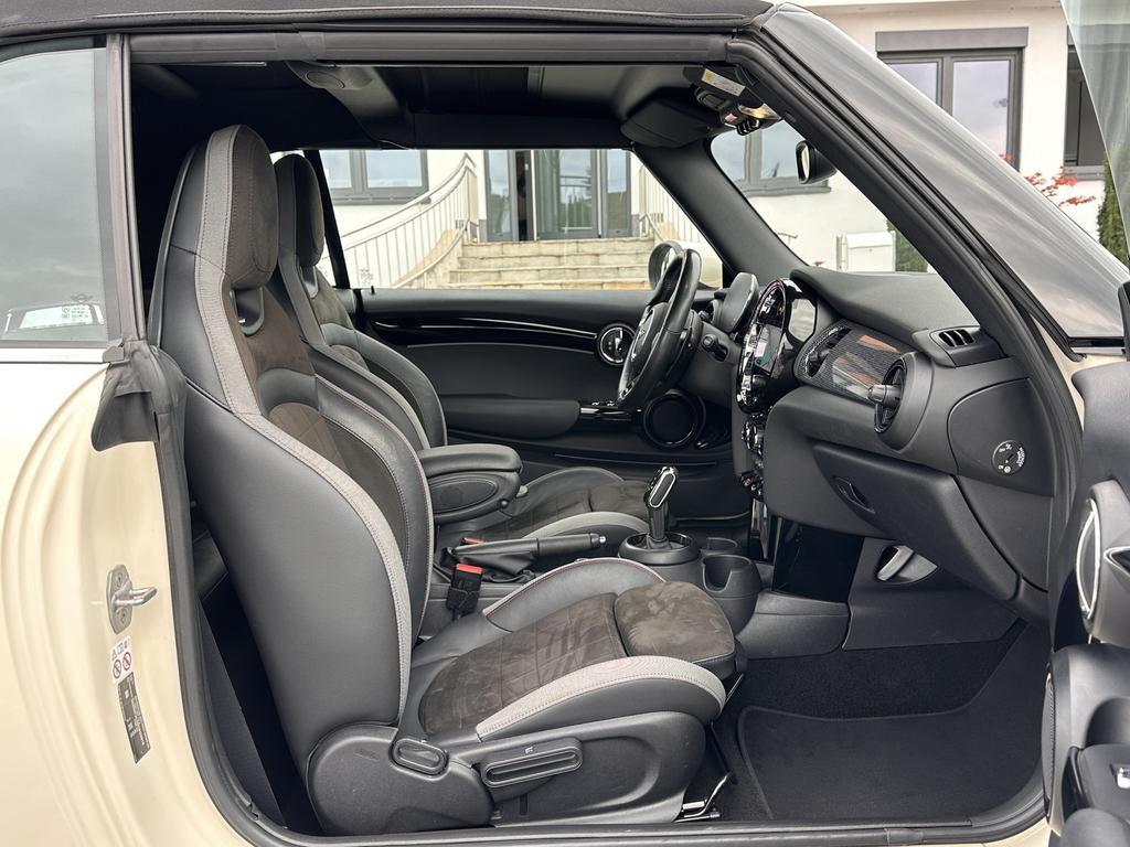 MINI John Cooper Works Cabrio