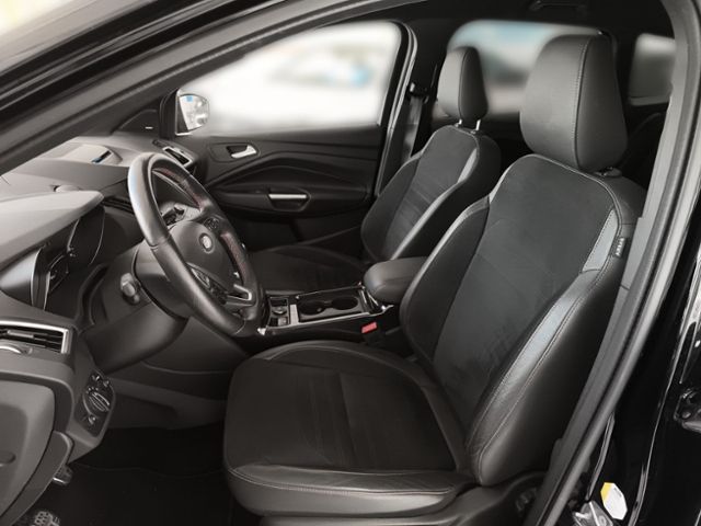 Fahrzeugabbildung Ford Kuga 1.5 EcoBoost ST-Line NAVI WINTERPAKET FRONT