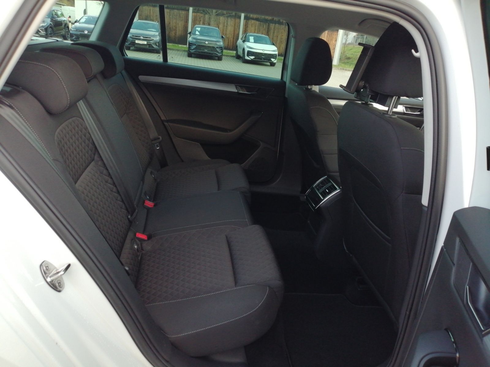 Skoda Superb - Bild 14