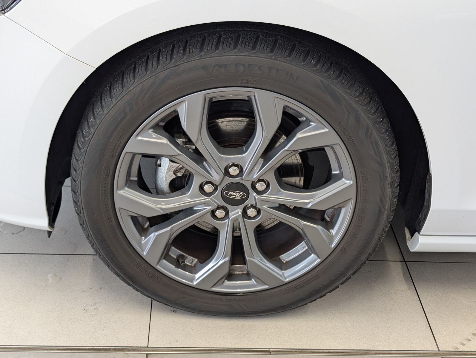 FORD Focus 1.0 EcoBoost MHEV ST-Line X Navi – Bild 7