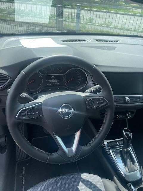 Fahrzeugabbildung Opel Crossland 1.2 Turbo Elegance Paket AT//SHZ LHZ N
