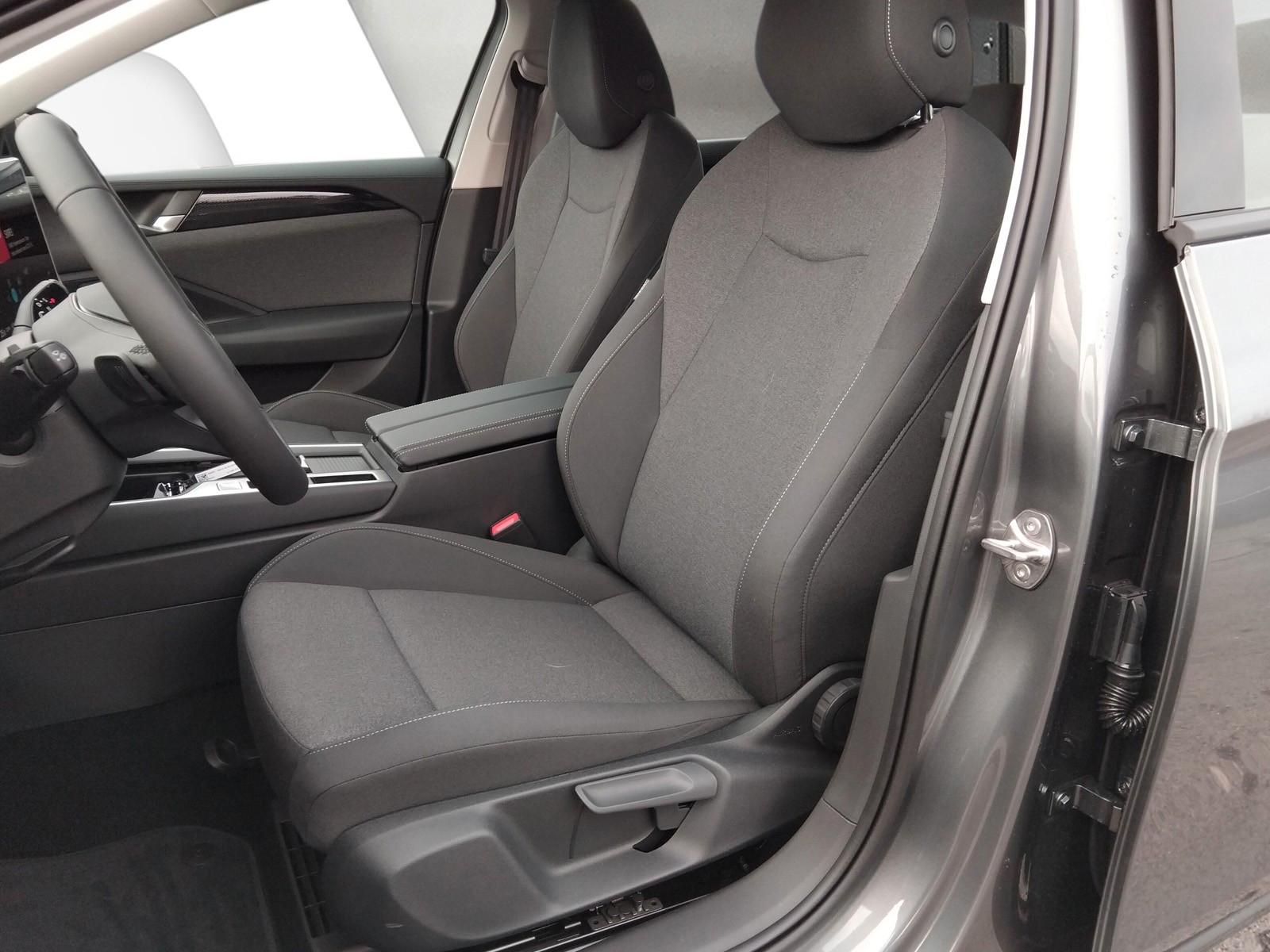 Volkswagen Passat 1.5 TSI AHK LED Side ACC 5J.Gar., миниатюра 6