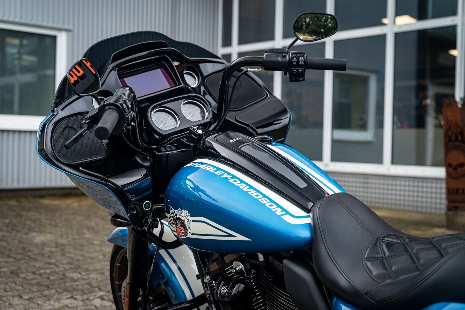 Fahrzeugabbildung Harley-Davidson FLTRXST Road Glide ST "Fast Johnnie" - Custom