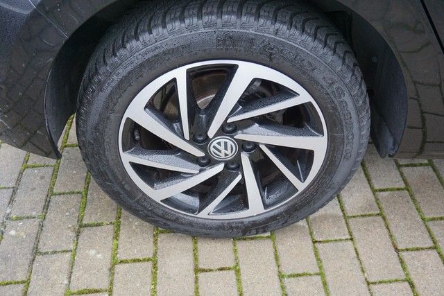 Fahrzeugabbildung Volkswagen Golf Sportsvan TSI Join Navi ACC PDC SHZ App-Con