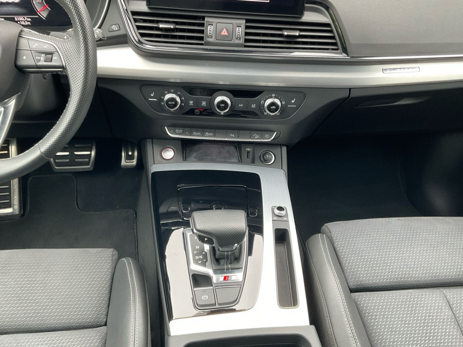 Audi SQ5 - Bild 12