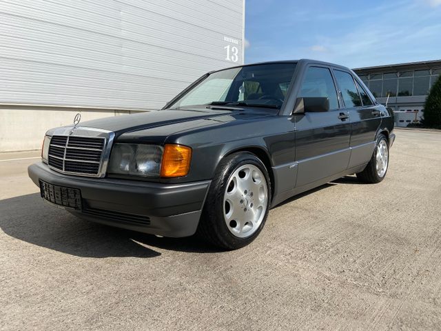 Mercedes-Benz 190 E 1.8 *Sportline*NEULACKIERT