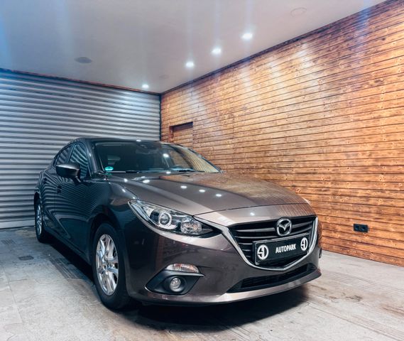 Mazda 3 Lim. Center-Line/KLIMA/SITZH/TEMP