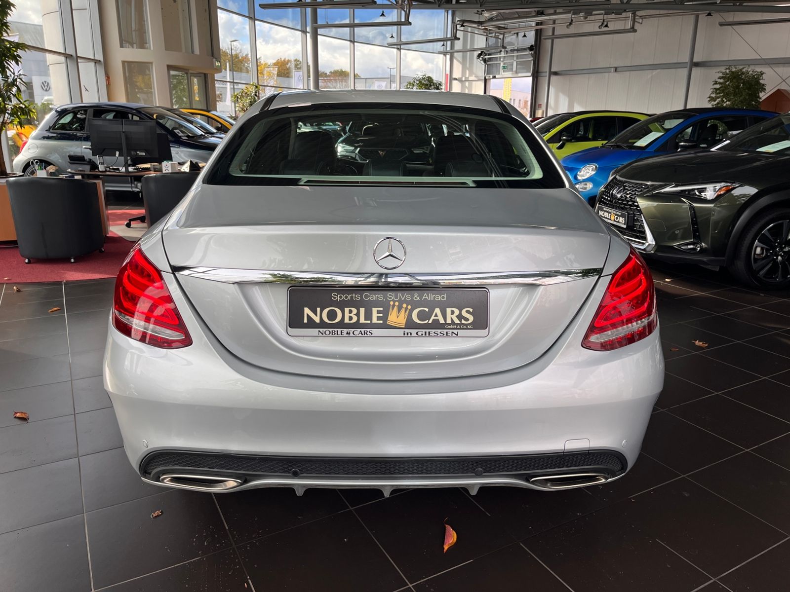 Fahrzeugabbildung Mercedes-Benz C 200 9G-TRONIC AMG Line NAVI LED