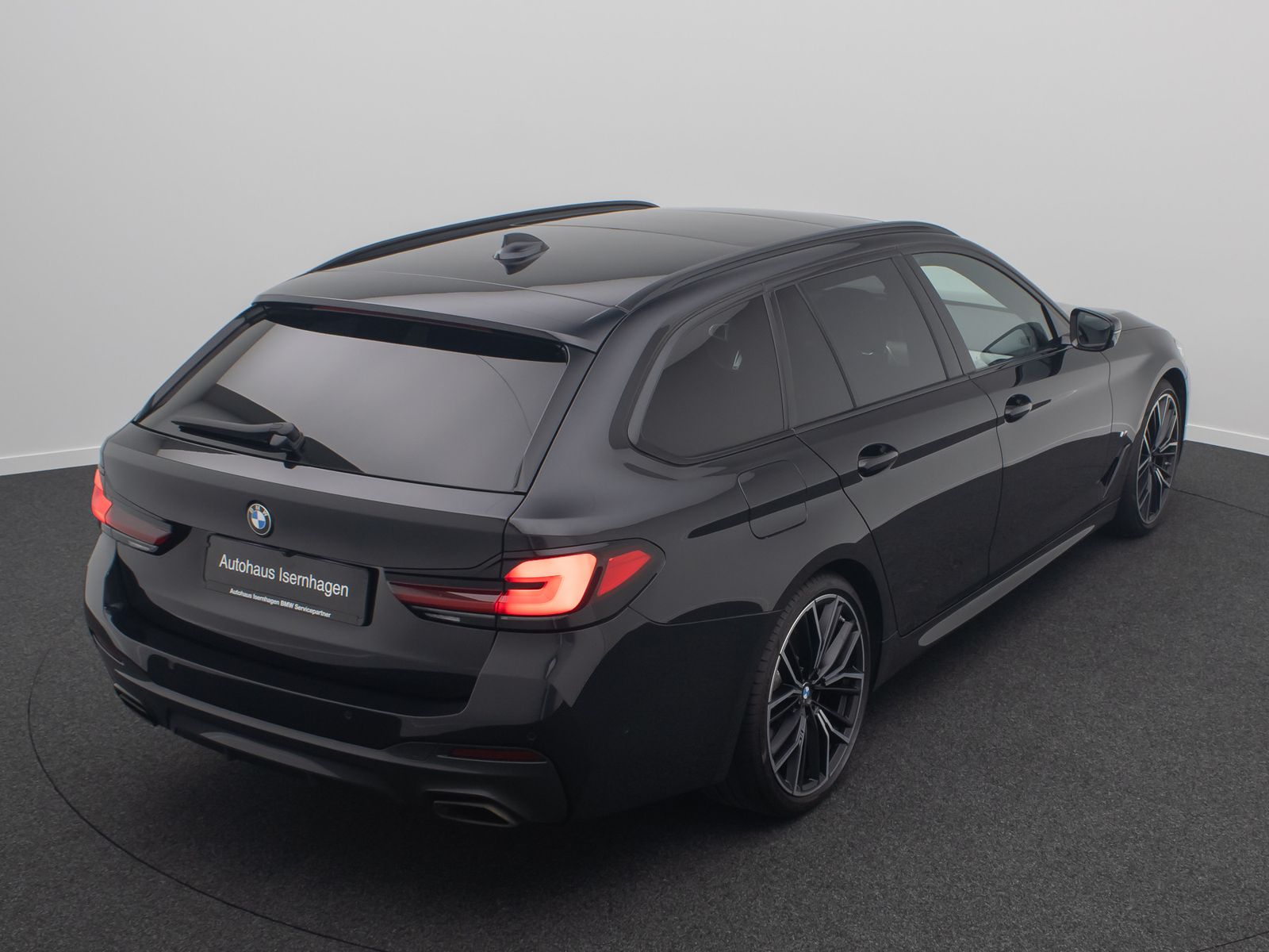Fahrzeugabbildung BMW 540d xD M Sport Panoram Laser Kamera HUD DAB H/K