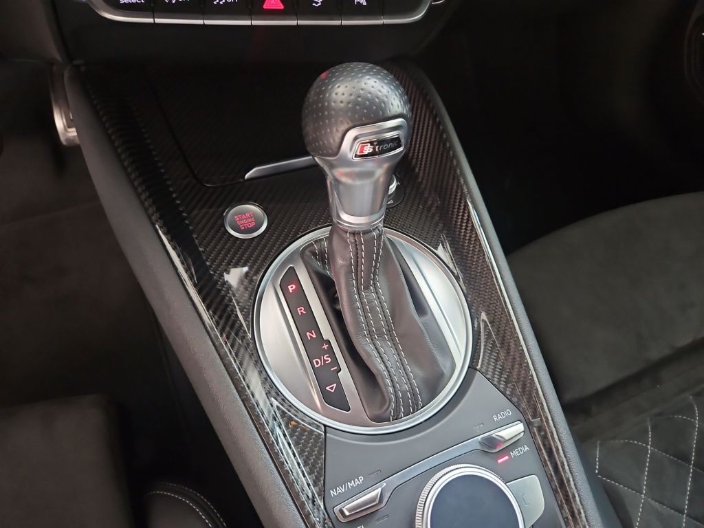 Fahrzeugabbildung Audi TT 45 Coupe quattro S-Line Matrix-LED Sound