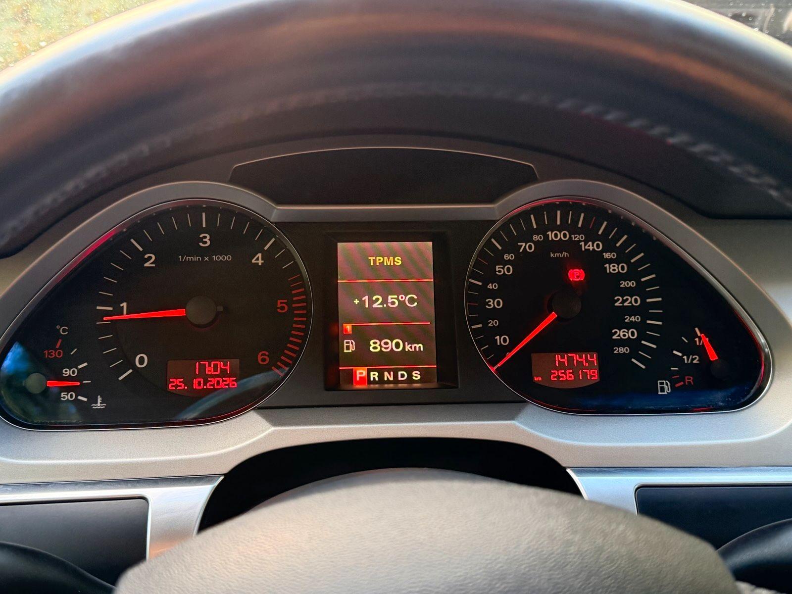 Audi Quattro 2006 — photo 11