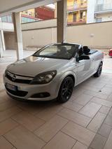 Opel Astra TwinTop 1.9 16V CDTI 150CV Cosmo - Opel Astra: Twintop Cosmo