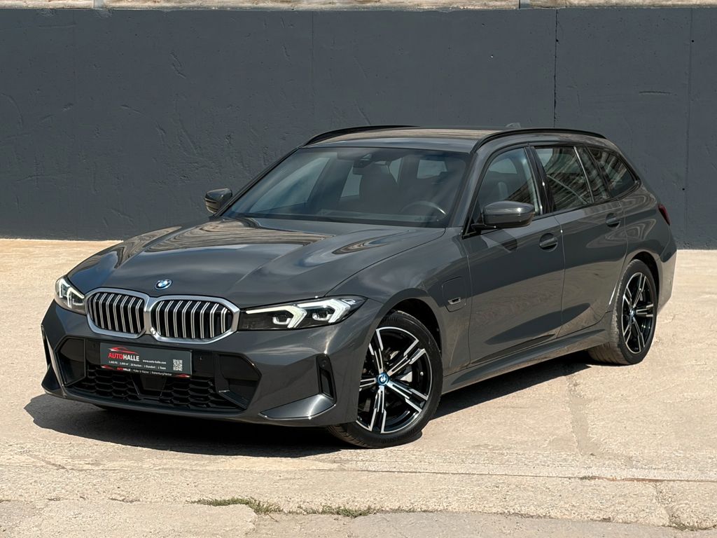 Image of BMW 330