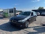 BMW 520d Touring Automatic Head up display - BMW 520 aus 2012 mit Diesel-Antrieb: Kombi