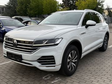 Volkswagen Touareg - 2