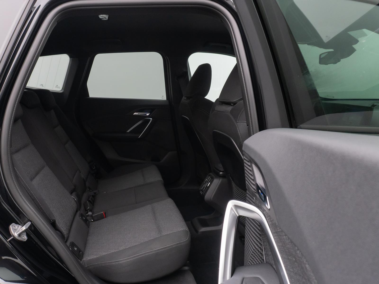 BMW X1 sD18d Kamera DAB Fernlichtassist Sport LED, миниатюра 26