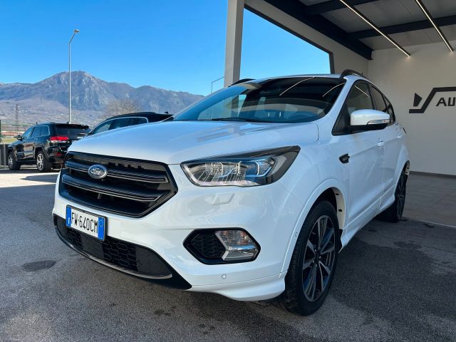 Ford Kuga 2.0 TDCI 180 CV S&S 4WD Powershift ST-