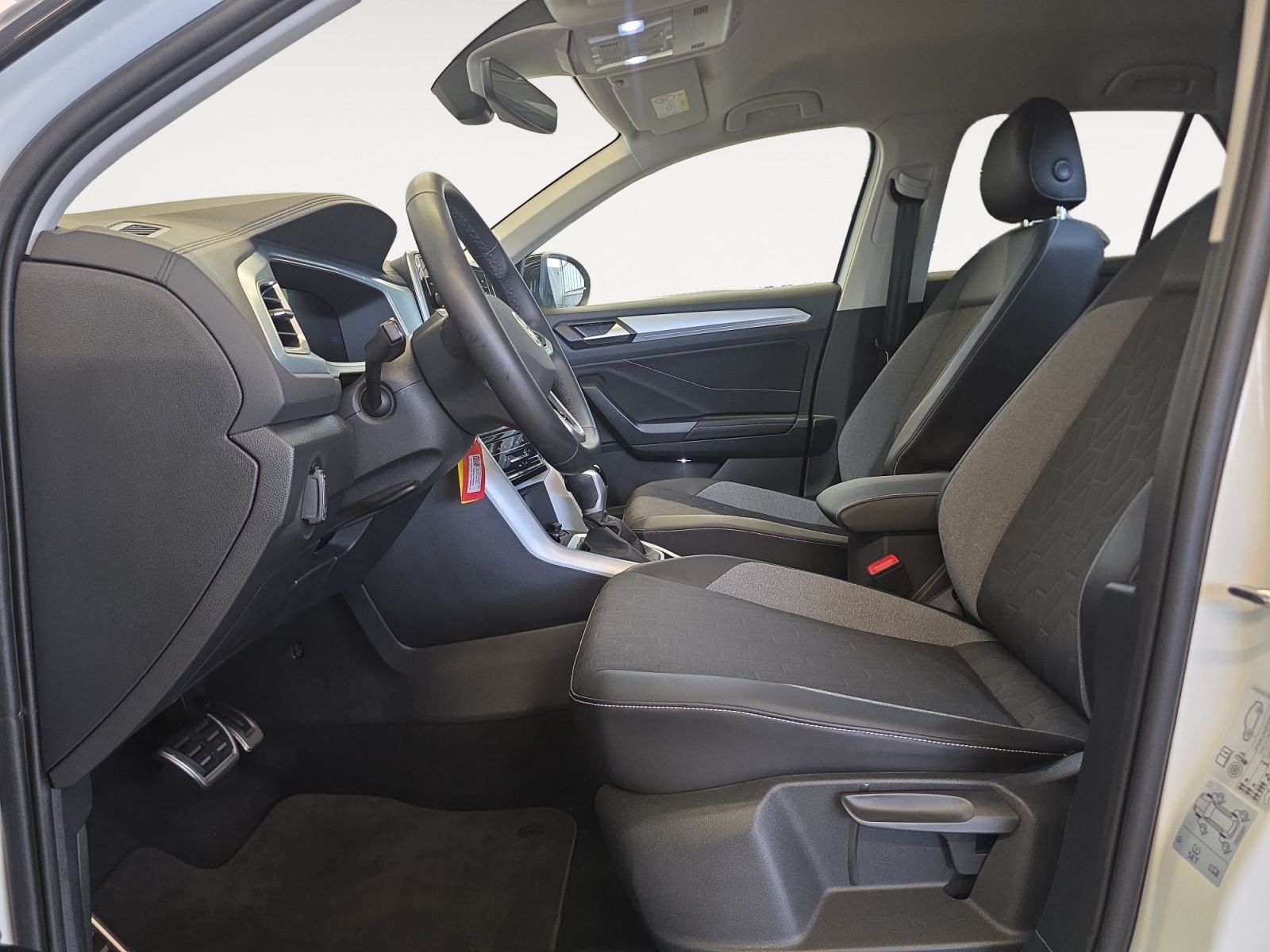 Volkswagen T-Roc - Bild 10