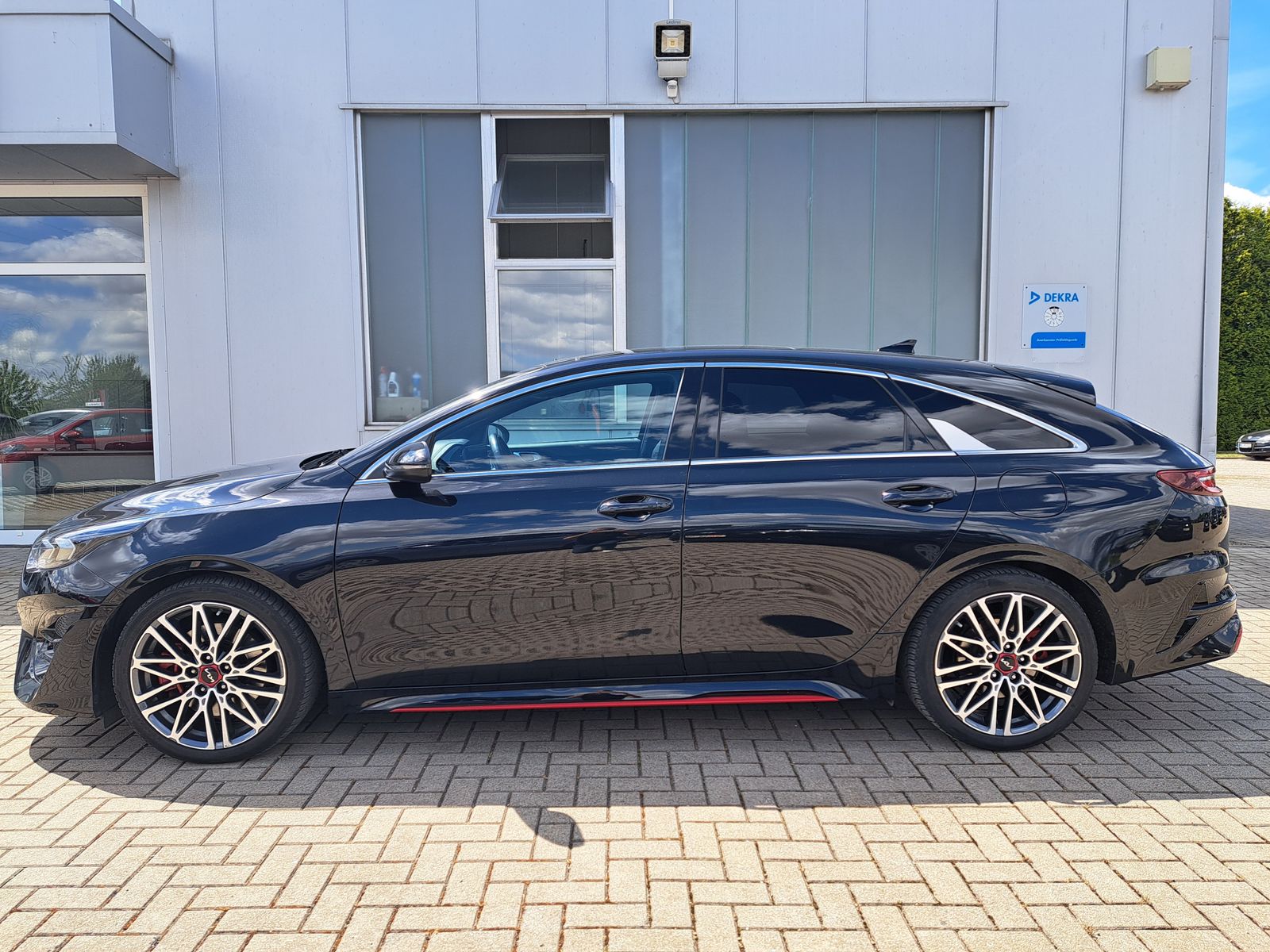 Fahrzeugabbildung Kia ProCeed GT LED PANO AHK BASTUCK NAVI MEMORY