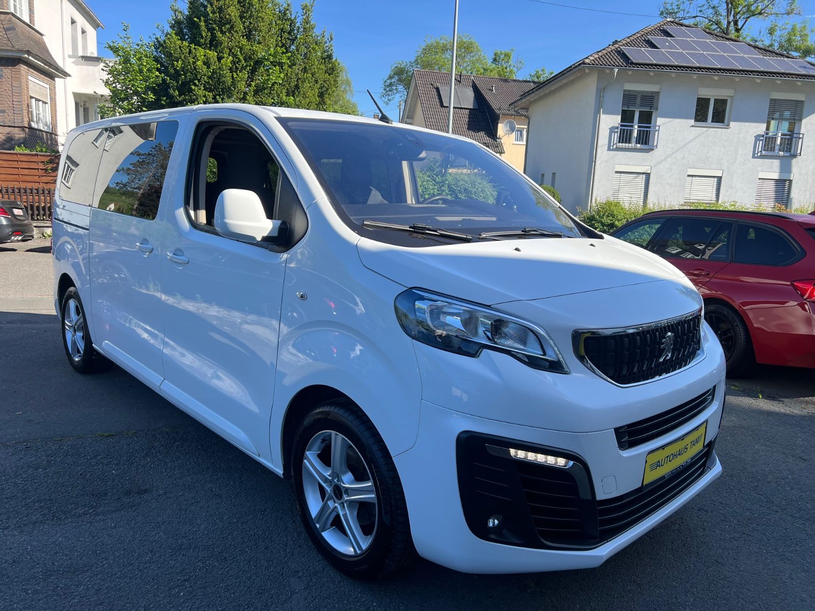 Fahrzeugabbildung Peugeot Traveller Active * 1.HAND *