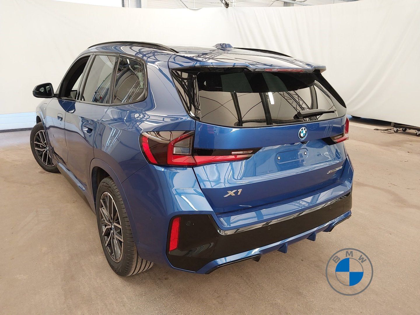 BMW X1 xDrive30e M Sport 18" AHK Massage H/K foto 4