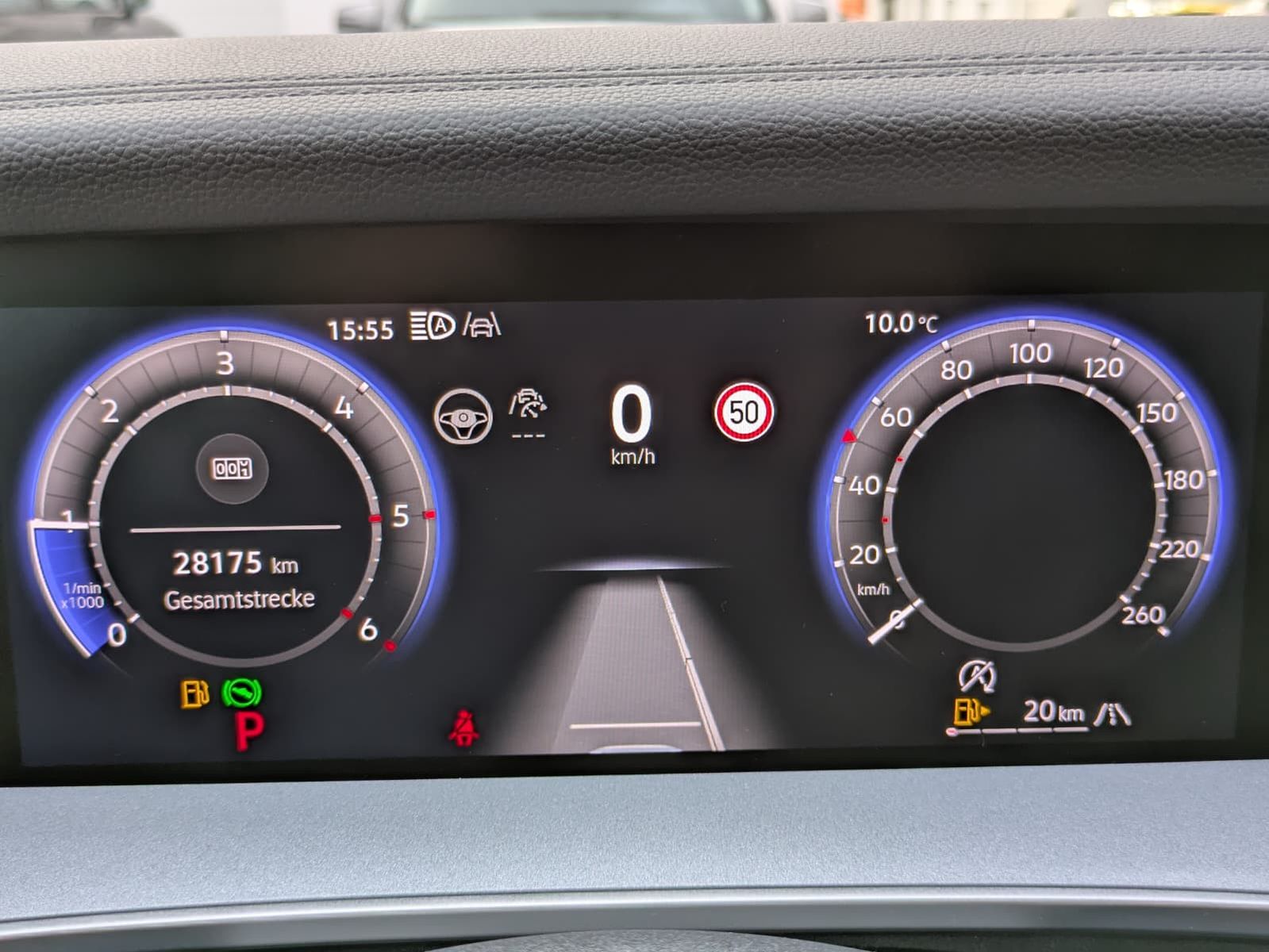 Fahrzeugabbildung Volkswagen Tayron 2.0 TDI 4M R-Line 7Si*MATRIX*AHK*PANO*HUD