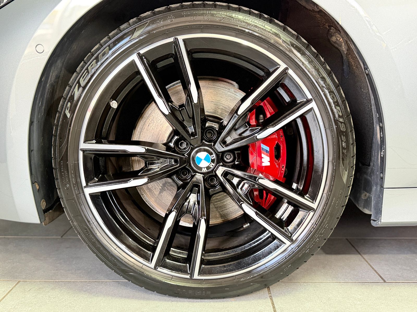 Fahrzeugabbildung BMW M340i Touring xDrive|M-SITZE|360°KAMERA|AHK|VOLL