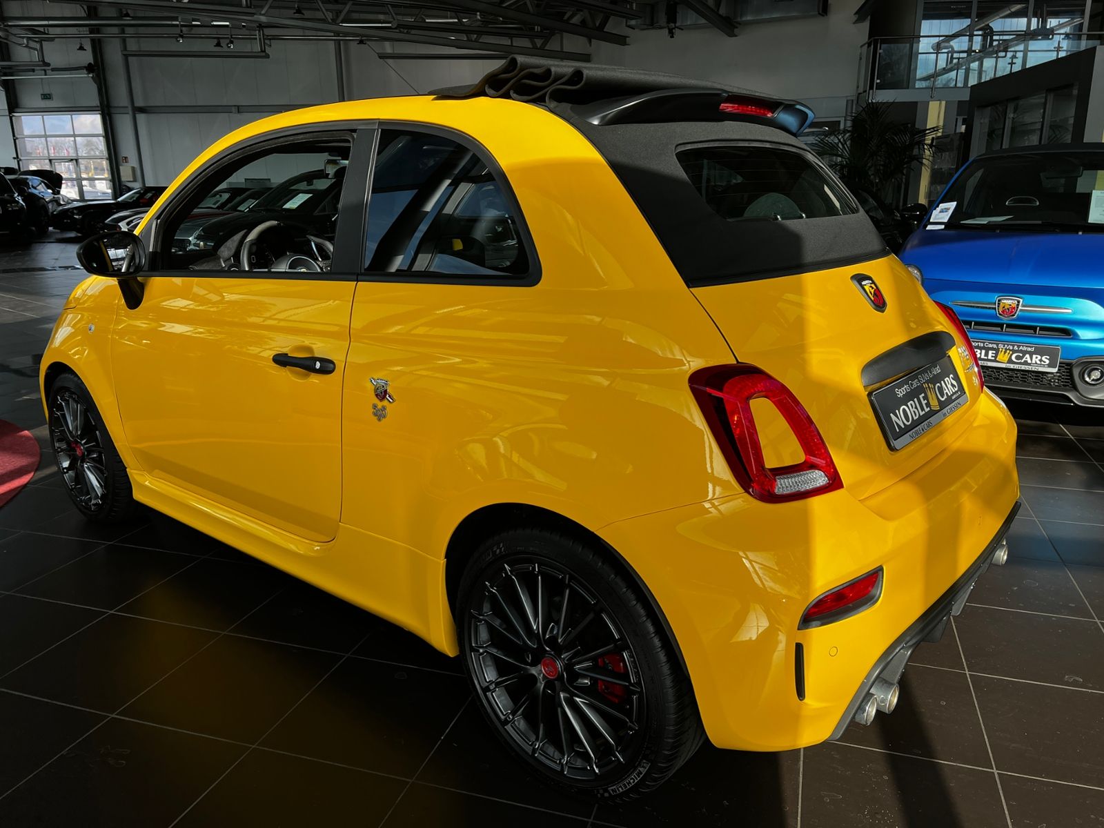 Fahrzeugabbildung Abarth 595C  Competizione XENON NAVI ALU