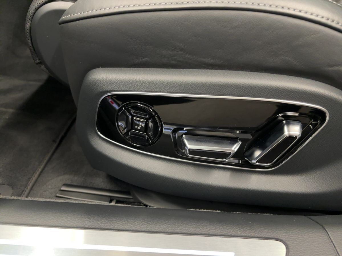 Audi A8 - Bild 17