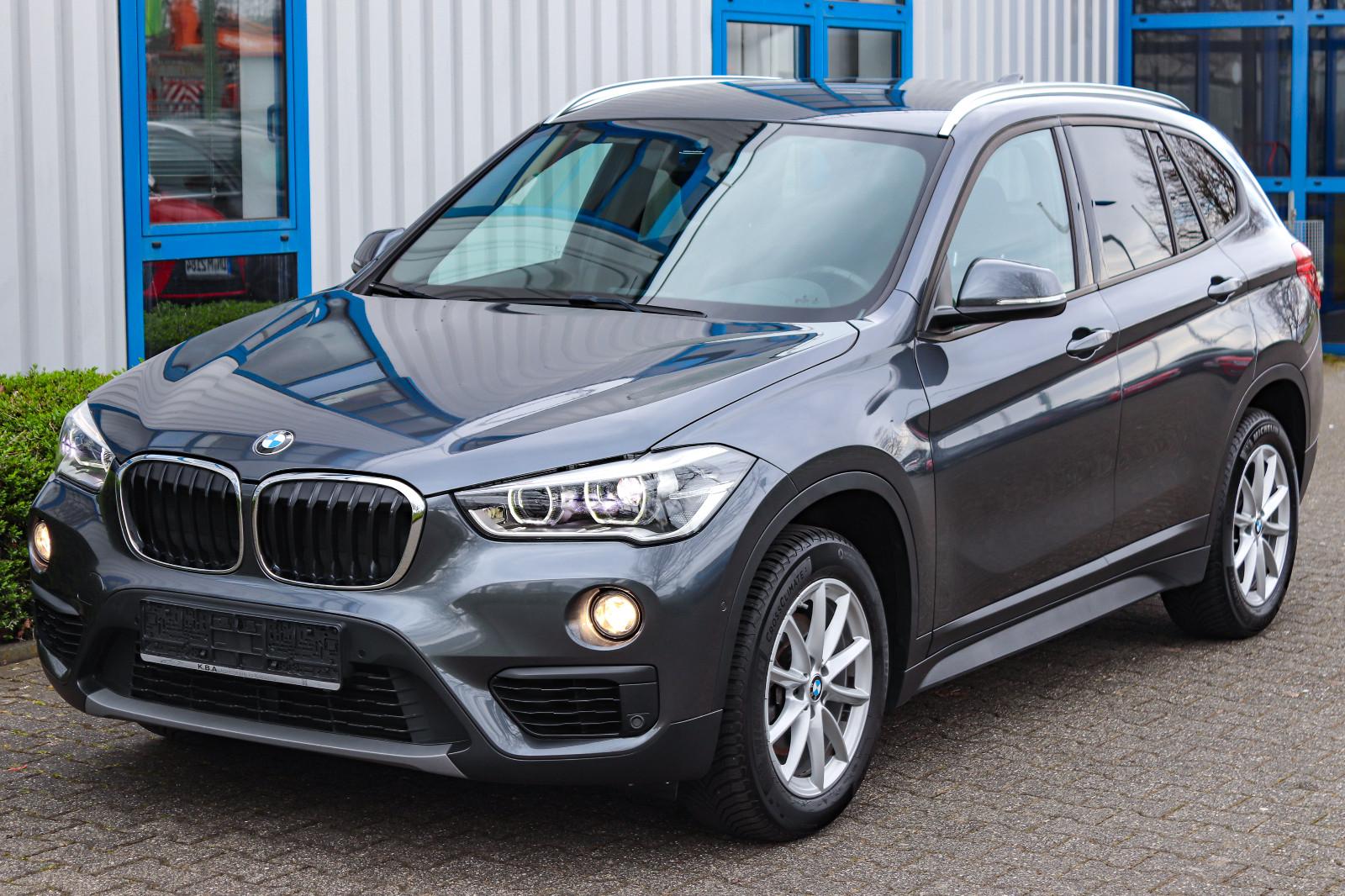 BMW X1 18i AUTOMATIK*LED*NAVI*PARKPILOT*TEMPO*SiHEIZ