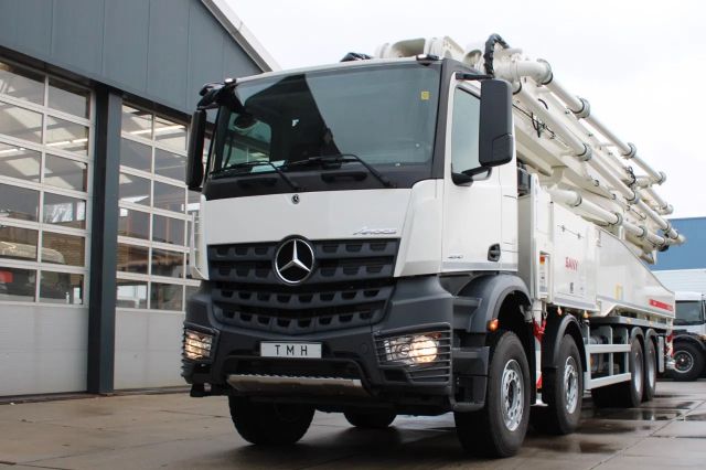 Mercedes-Benz Arocs 4840 8x4 Sany SY56 Concrete pump