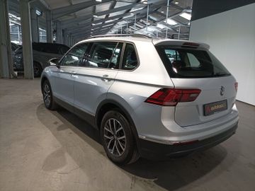 Volkswagen Tiguan - 4