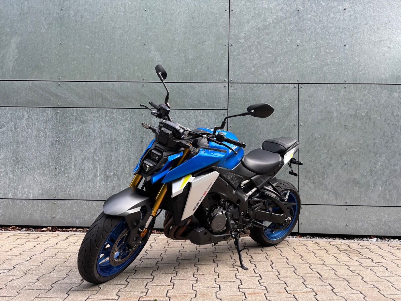 Fahrzeugabbildung Suzuki GSX-S 1000