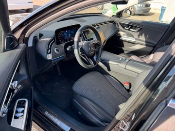 Mercedes E 220 - 7