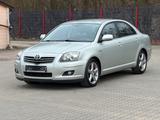 Toyota Avensis Sol 2,2-l-D-CAT Limo *NAVI *XENON - Toyota Avensis aus 2008 mit Diesel-Antrieb