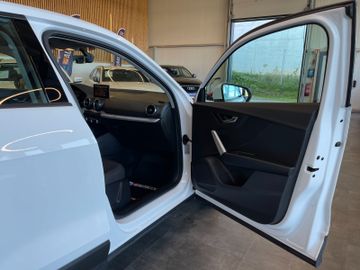 Audi Q2 35 TFSI *Virtuel*Xenon*Navi*Klima*