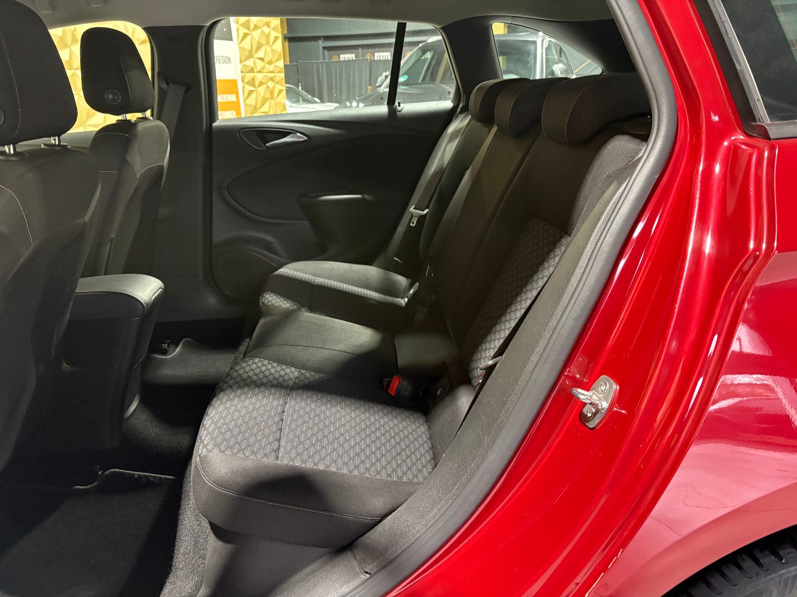 Fahrzeugabbildung Opel Astra K Sports Tourer Edition/APPLE-CAR/SHZ/KLIM